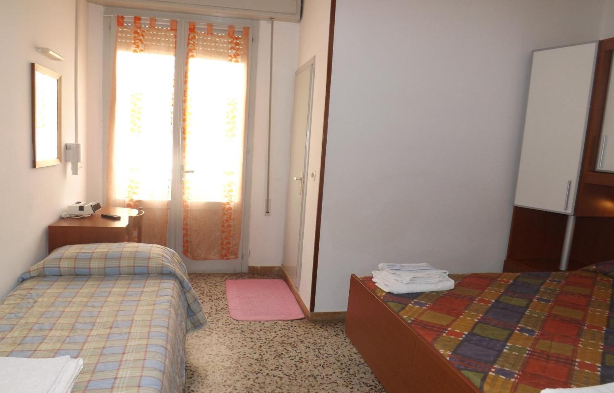 Hotel La Vela Bellaria-Igea Marina Ruang foto